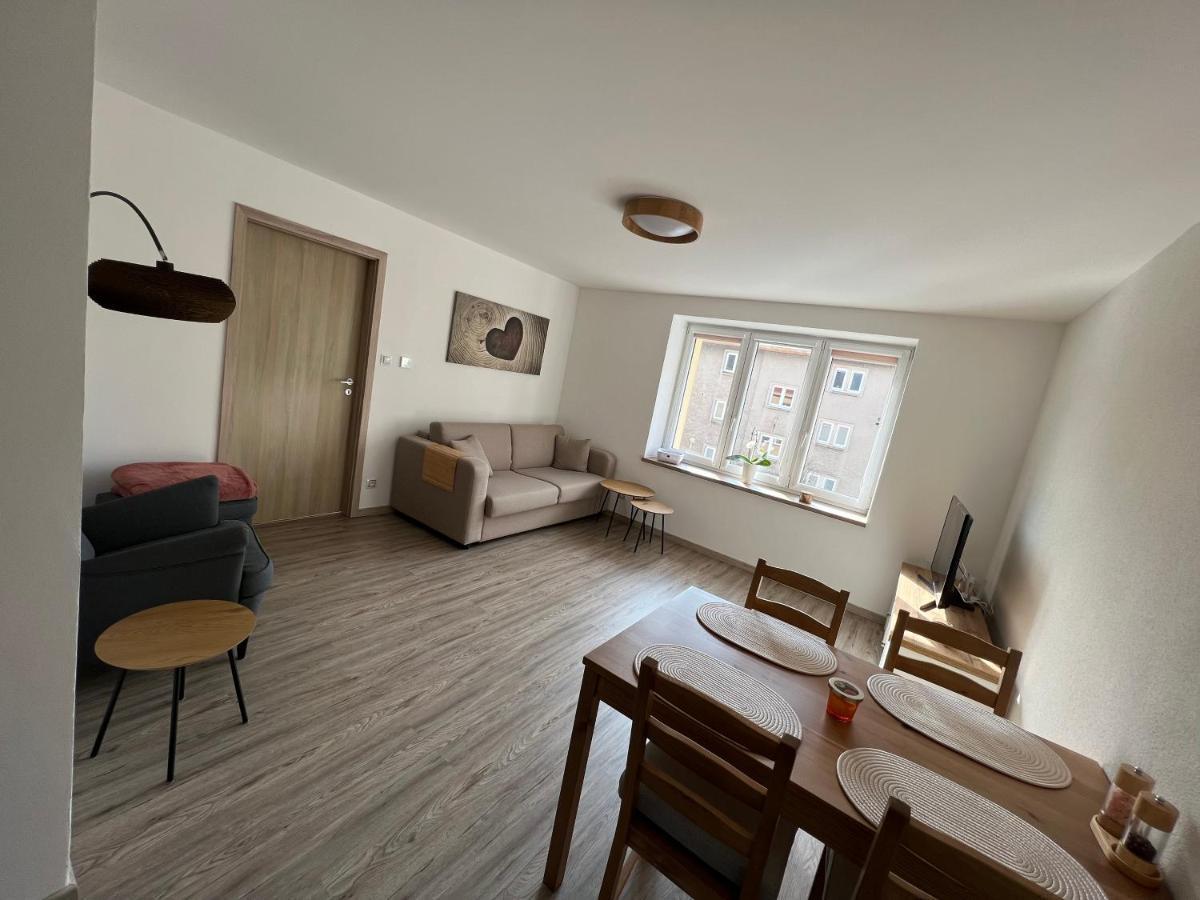 Apartman Md Apartamento Žacléř Exterior foto